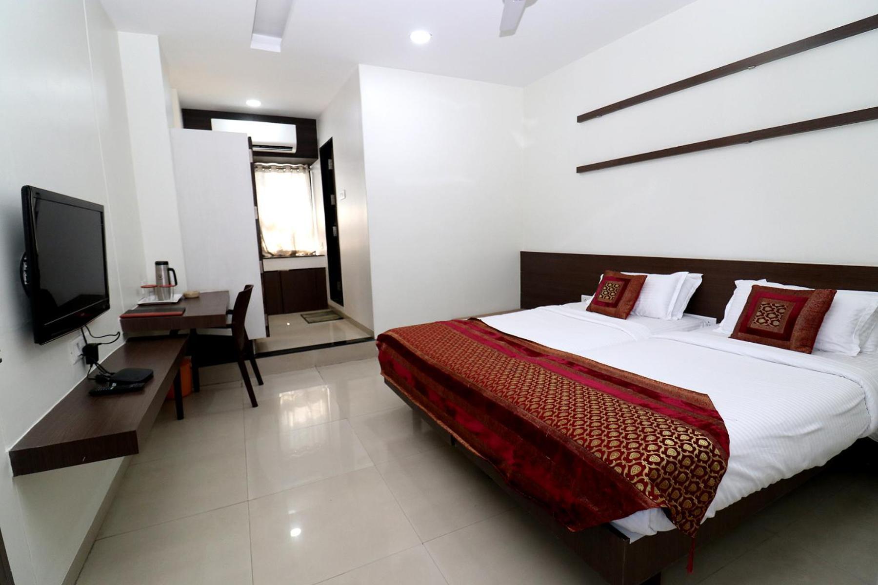 Hotel Girnar Aurangabad  Luaran gambar
