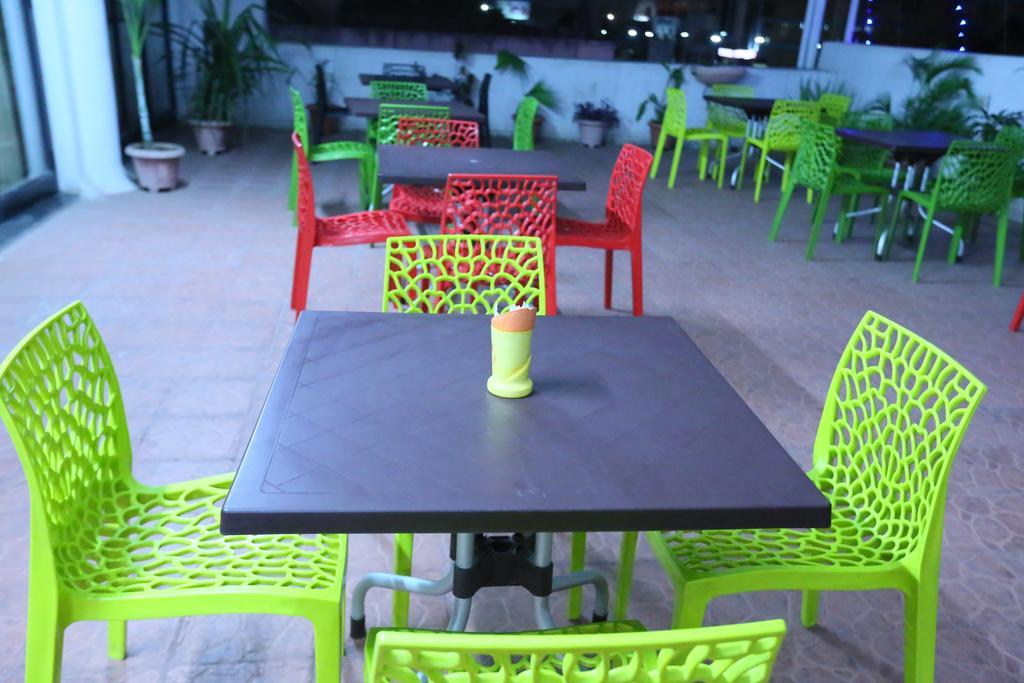 Hotel Girnar Aurangabad  Luaran gambar